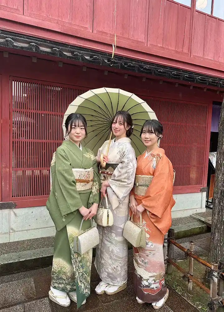 Kimono Photoshoot Plan
Customer Gallery