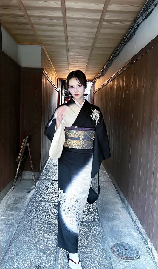 金澤香林坊店