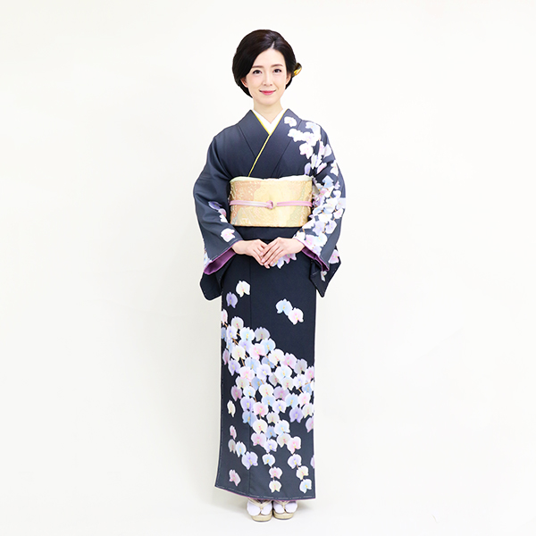 ね*★様 ◆ 新品未使用訪問着 京都きものたけうち 花柄 ね*☆様 ◇ 新品未使用訪問着 京都きものたけうち 花柄 楽天