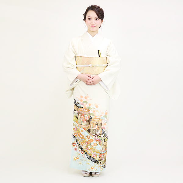 四季花に貝桶