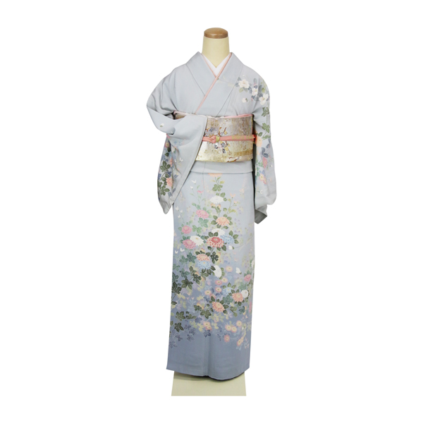 満開菊椿